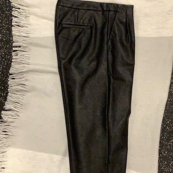 Faux leather women’s Banana Republic pants - Picture 2 of 6